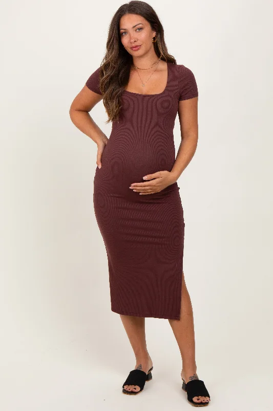 Linen Short Sleeve TopsBrown Ribbed Short Sleeve Side Slit Maternity Midi Dress