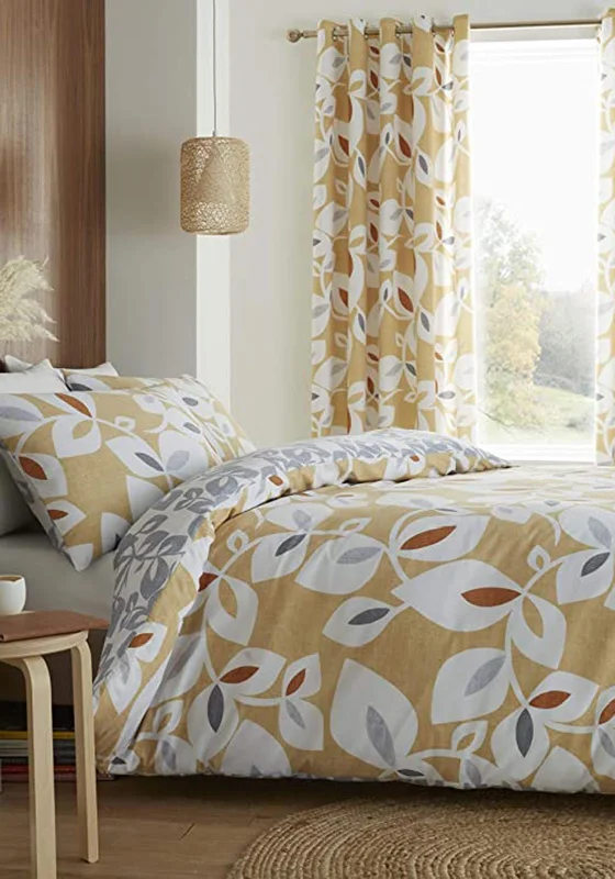 Catherine Lansfield Inga Leaf King Duvet Set, Gold