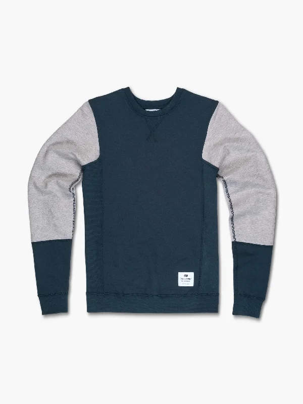 Crewneckspirit2-Tone Fitted Crewneck