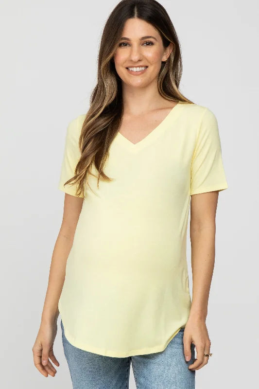 V-Neck Short Sleeve TopsYellow V-Neck Maternity Short Sleeve Round Hem Top