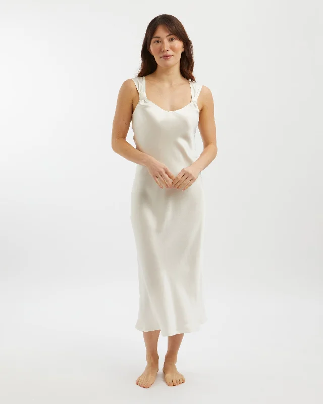 Sheath DressWomen's Vintage Style Silk Nightdress - Ivory