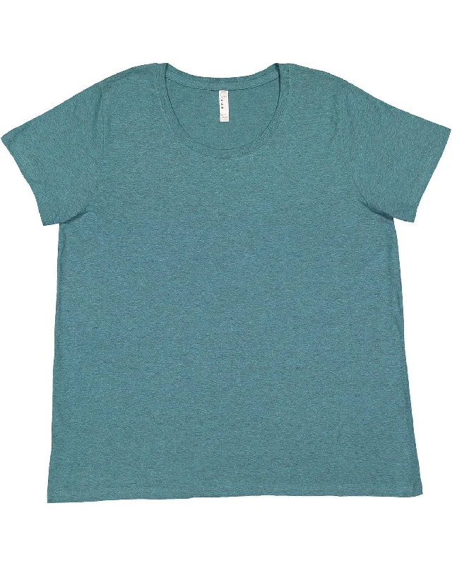 Cropped ShirtsLAT 3816 Ladies' Curvy Fine Jersey T-Shirt