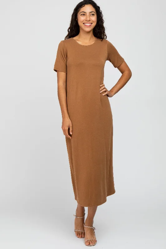 Hip-Hop Short Sleeve TopsCamel Short Sleeve MIdi Dress