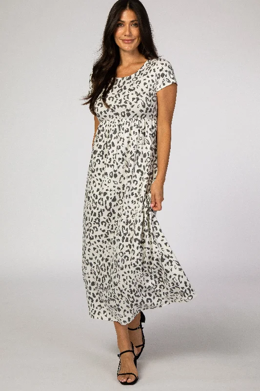 Athletic Short Sleeve TopsWhite Animal Print Short Sleeve Maxi Dress