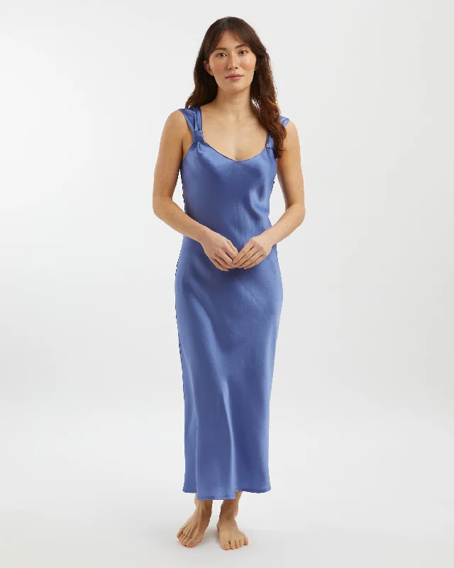 Casual DressWomen's Vintage Style Silk Nightdress - Periwinkle