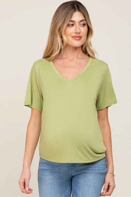 Formal Short Sleeve TopsLight Green V-Neck Relaxed Maternity Short Sleeve Top