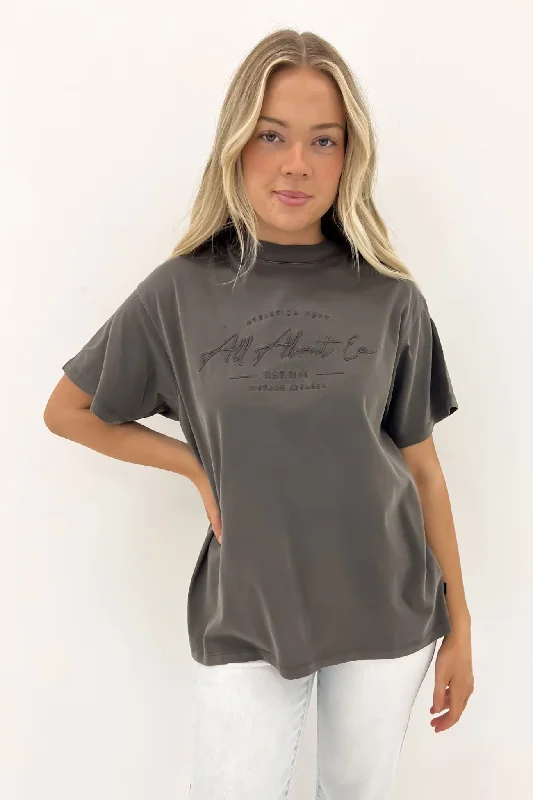 Vintage T-ShirtsClassic Tee Charcoal