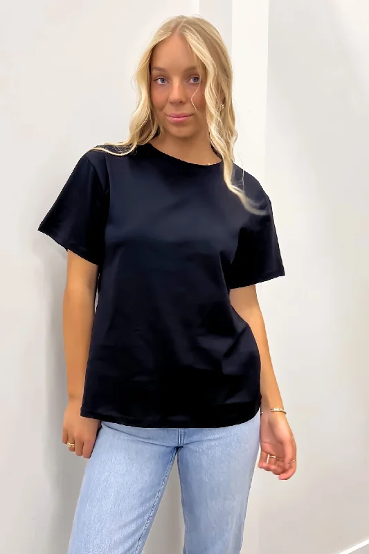 Off-Shoulder T-ShirtsKaylah Tee Black